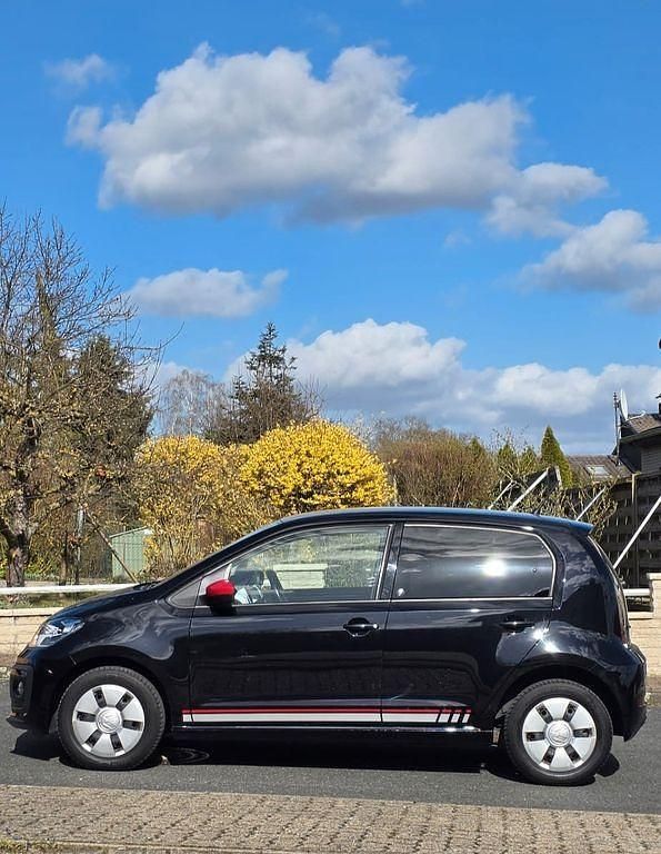 Gebraucht VW up! Beats 60 PS (44 kW) 2017 Schwarz Kleinwagen