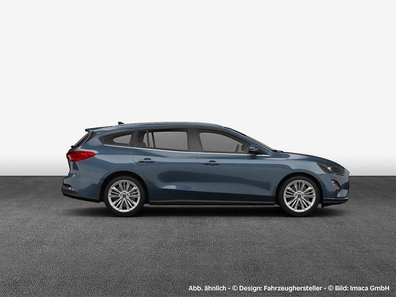 Gebraucht Ford Focus Trend 120 PS (88 kW) 2020 Blau Kombi