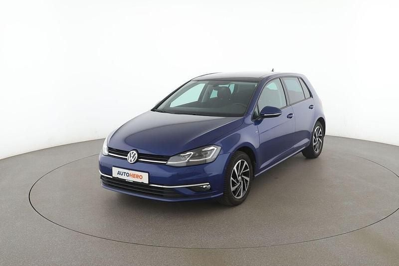 Blau Gebraucht 2018 VW Golf VII Join Limousine | 17.300 € (Guter Preis) - Bild 1/3