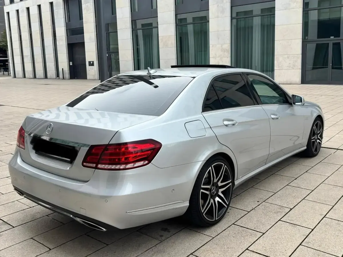Gebraucht Mercedes E350 306 PS (225 kW) 2014 Silber Limousine