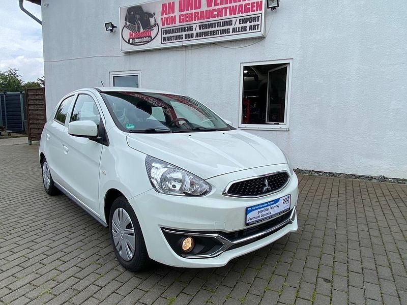 Weiß Gebraucht 2018 Mitsubishi Space Star Basis Kleinwagen | 5.950 € (Fairer Preis) - Bild 1/4