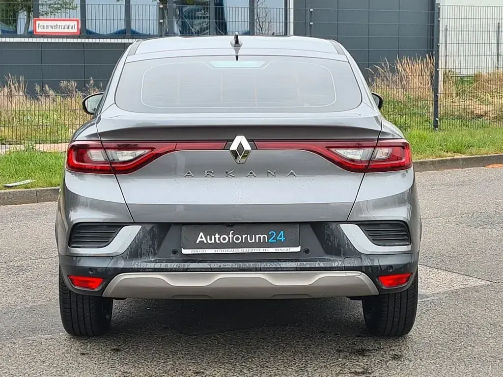 Gebraucht Renault Arkana Zen 140 PS (102 kW) 2021 Grau SUV