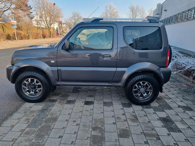 Gebraucht Suzuki Jimny Comfort 86 PS (63 kW) 2012 Grau SUV