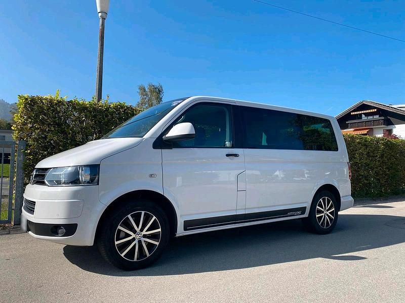 Usata VW Multivan 179 CV (131 kW) 2015 Bianco Monovolume