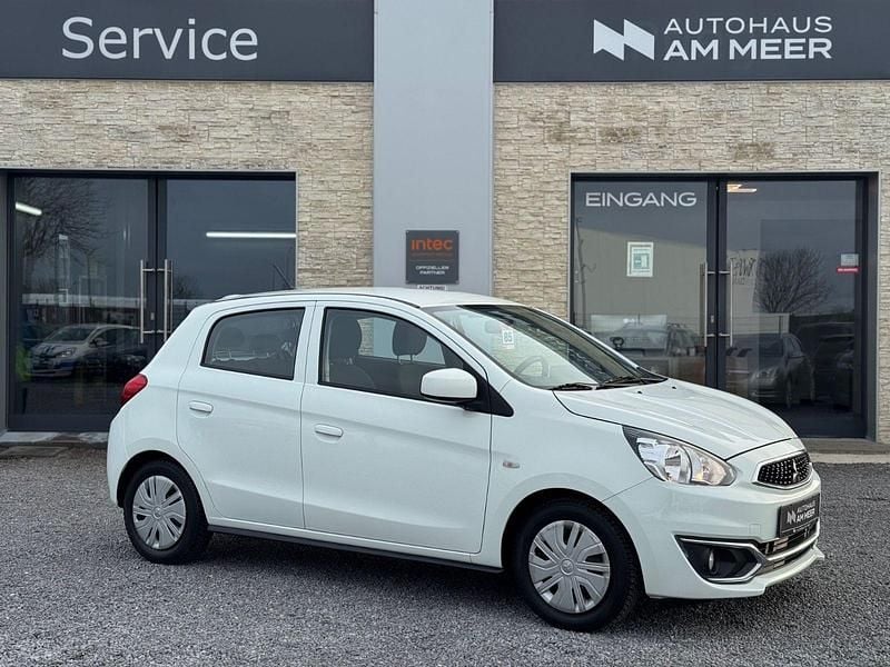 Weiß Gebraucht 2017 Mitsubishi Space Star Edition Kleinwagen | 4.999 € (Fairer Preis) - Bild 1/4