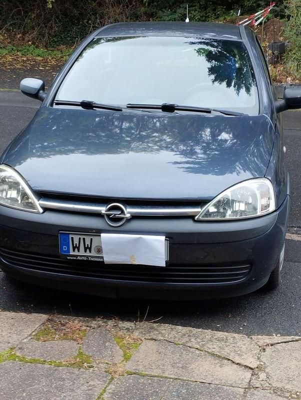 Blau Gebraucht 2006 Opel Corsa Limousine | 850 € (Fairer Preis) - Bild 1/4