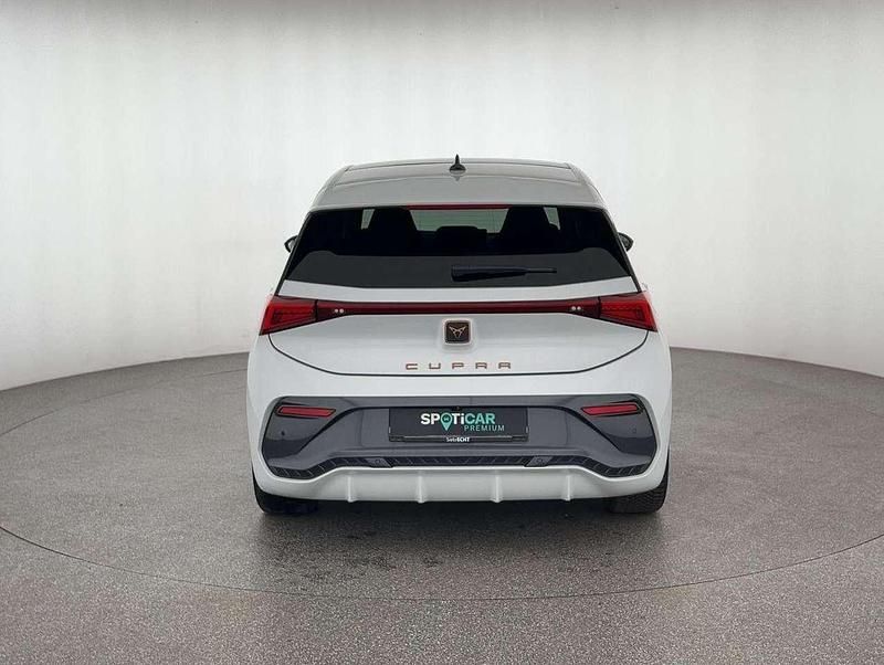 Gebraucht Cupra Born 150 kW (204 PS) 2022 Weiß Kleinwagen