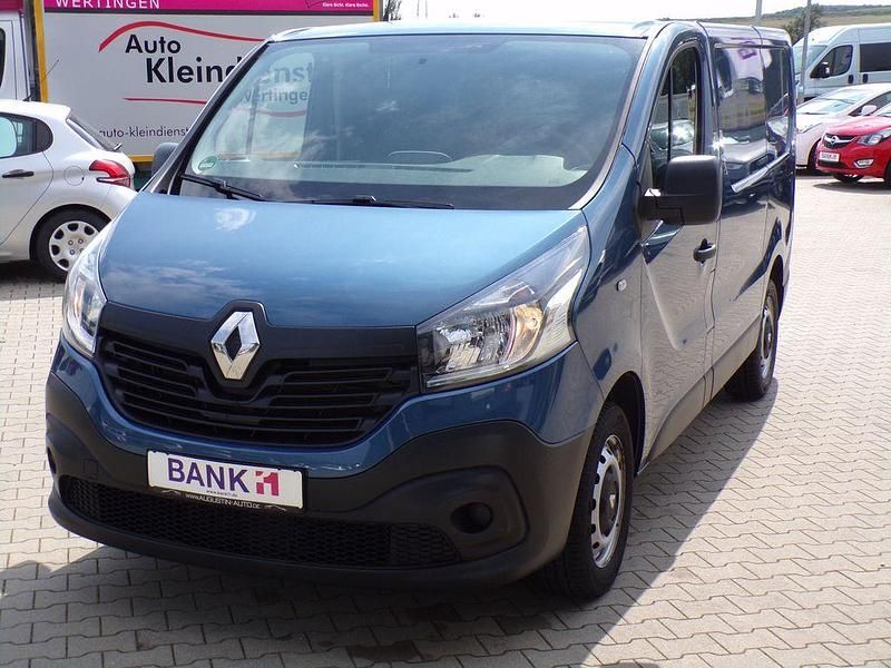 Gebraucht Renault Trafic Komfort 95 PS (69 kW) 2018 Blau Van / Kleinbus