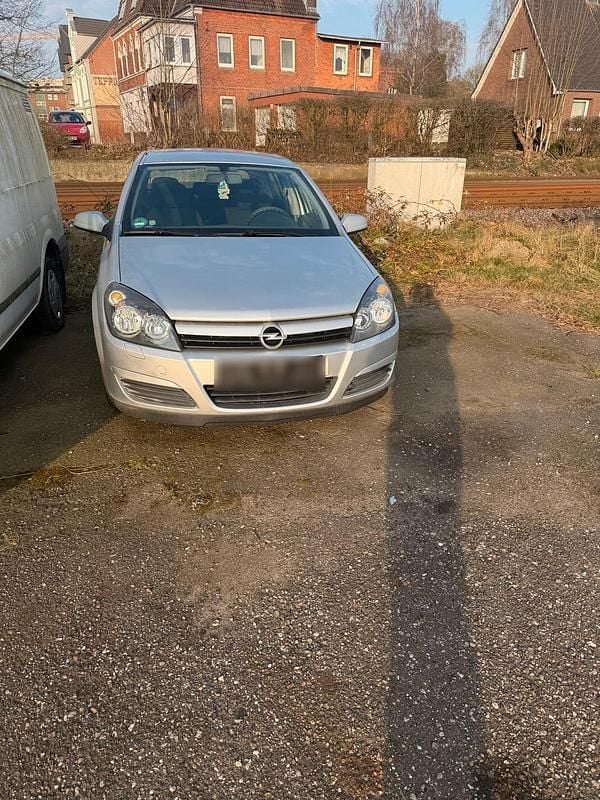 Usata Opel Astra 103 CV (75 kW) 2004 Argento Berlina