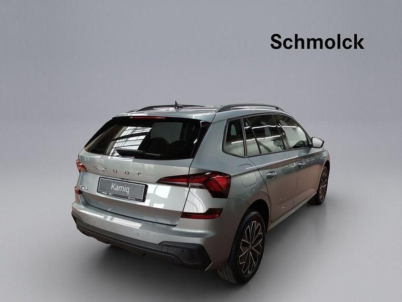 Neu Skoda Kamiq 150 PS (110 kW) 2026 Silber SUV