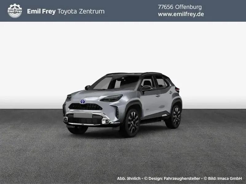 Grau Gebraucht 2025 Toyota Yaris Hybrid Sport | 36.490 € (Teuer) - Bild 1/4