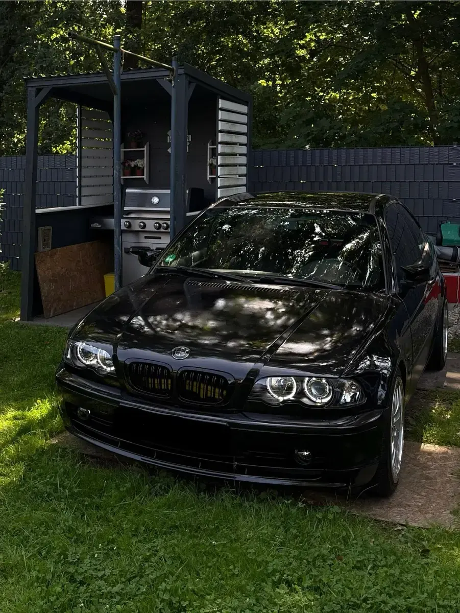 Occasion BMW 318 143 ch (105 kW) 2002 Noir Coupé