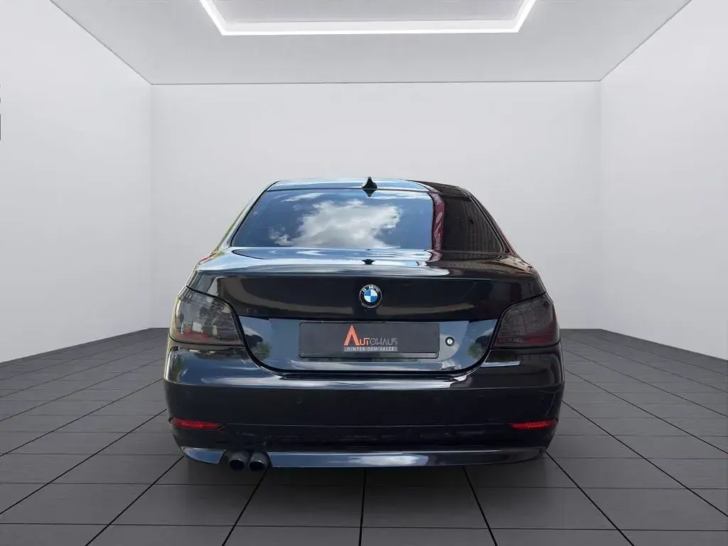 Gebraucht BMW 523 Advantage 177 PS (130 kW) 2005 Schwarz Limousine