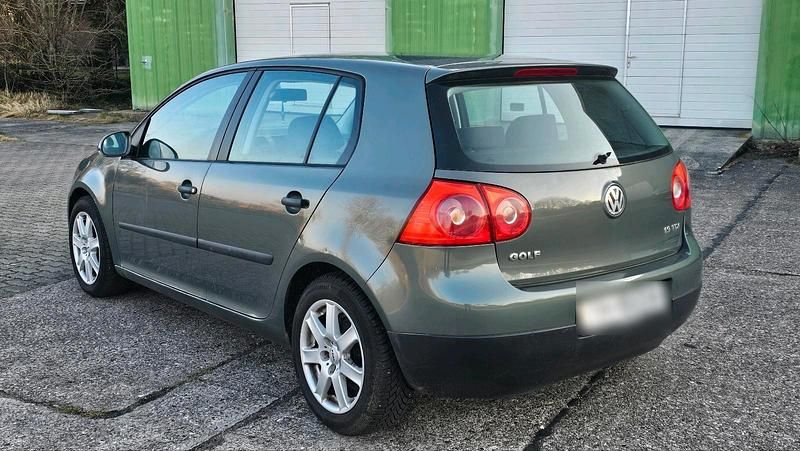 Gebraucht VW Golf IV 105 PS (77 kW) 2004 Limousine