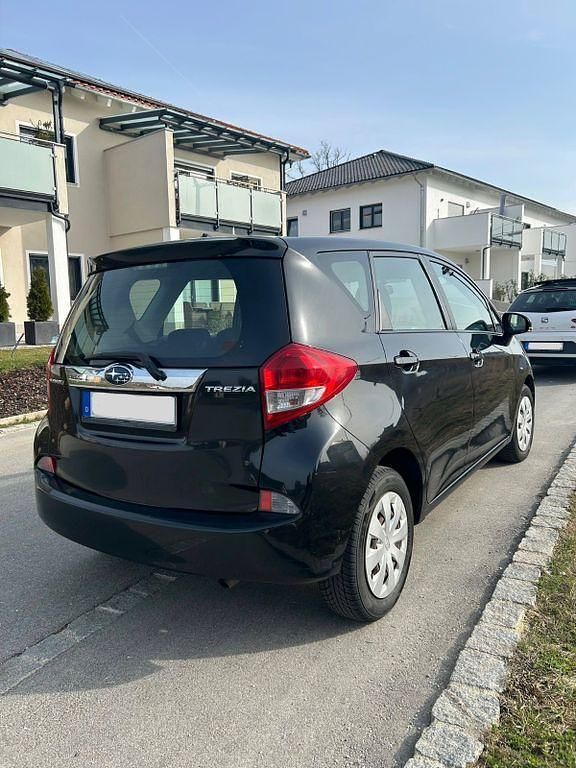 Gebraucht Subaru Trezia Active 99 PS (72 kW) 2011 Schwarz Kleinwagen