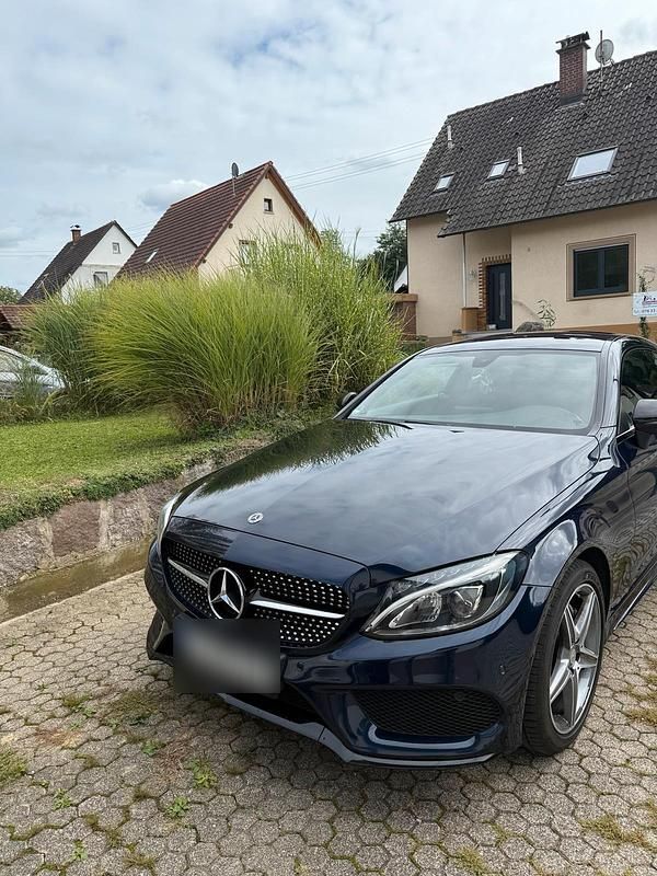 Andere farben Gebraucht 2017 Mercedes C180 Coupé | 24.000 € - Bild 1/4