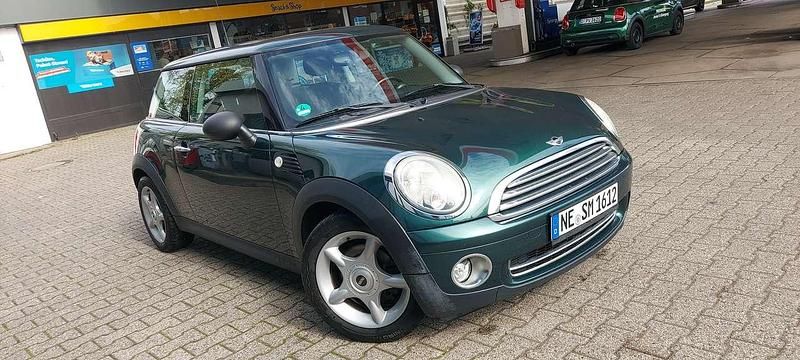 Second-hand Mini ONE 95 CP (69 kW) 2009 Verde Hatchback