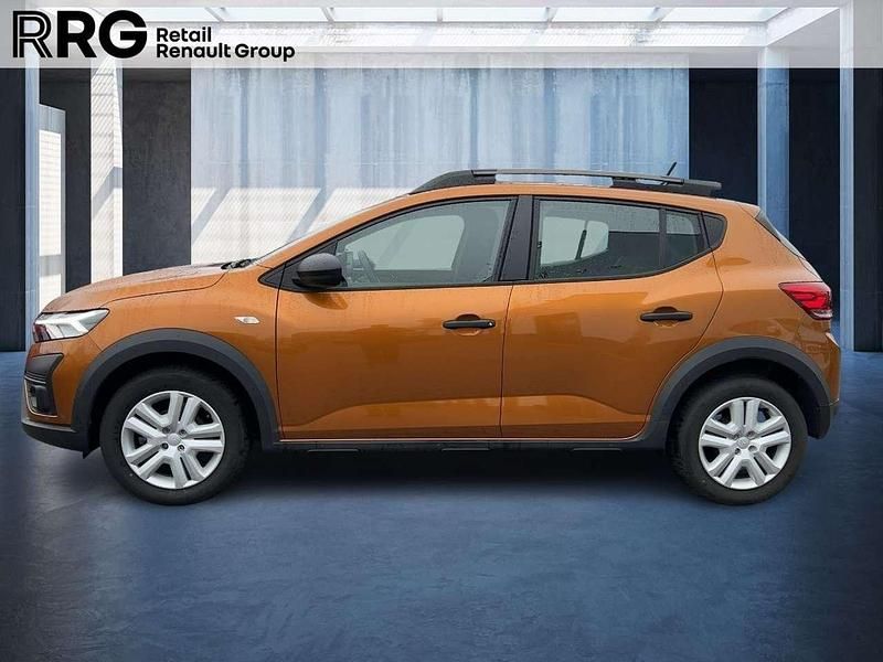 Gebraucht Dacia Sandero Essentiel 101 PS (74 kW) 2024 Atacama orange SUV