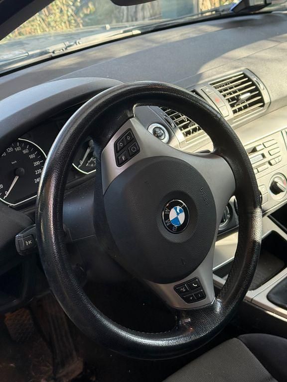 Gebraucht BMW 120 163 PS (119 kW) 2005 Schwarz Kleinwagen