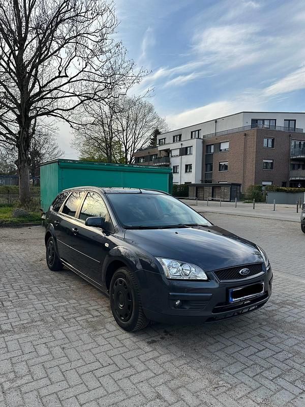 Second-hand Ford Focus 101 CP (74 kW) 2007 Gri Break
