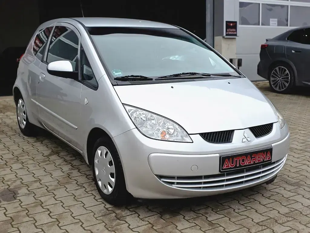 Gebraucht Mitsubishi Colt Invite 95 PS (69 kW) 2005 Silber Kleinwagen