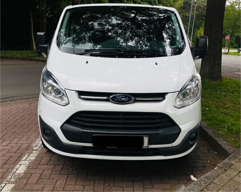 Weiß Gebraucht 2014 Ford Transit Custom Trend Van / Kleinbus | 7.400 € (Superpreis) - Bild 1/4