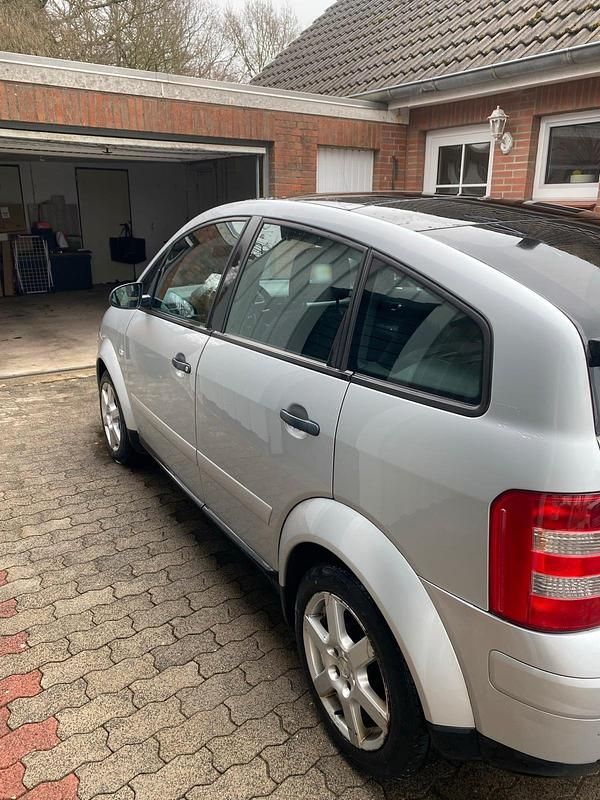 Gebraucht Audi A2 75 PS (55 kW) 2002 Silber Kleinwagen