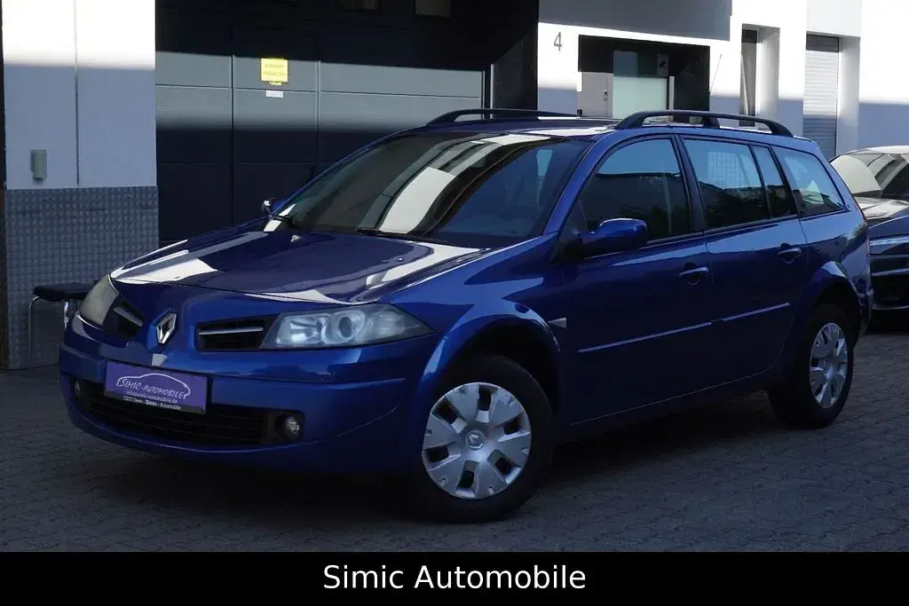 Gebraucht Renault Mégane III Avantage 111 PS (81 kW) 2009 Blau Limousine