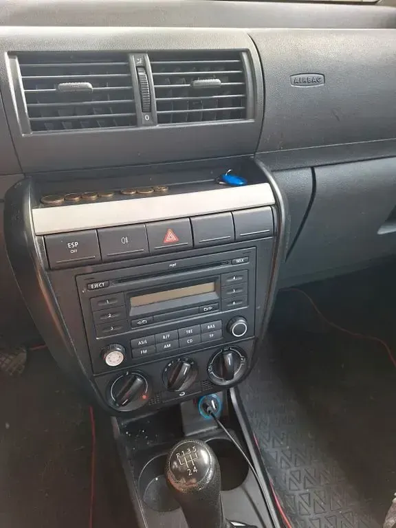 Gebraucht VW Fox 54 PS (39 kW) 2009 Weiß Kleinwagen