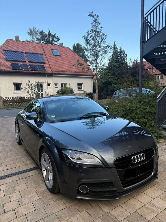 Grau Gebraucht 2010 Audi TT S-Line Coupé | 8.700 € (Guter Preis) - Bild 1/4