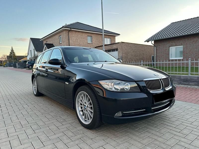 Gebraucht BMW 335 286 PS (210 kW) 2007 Schwarz Kombi