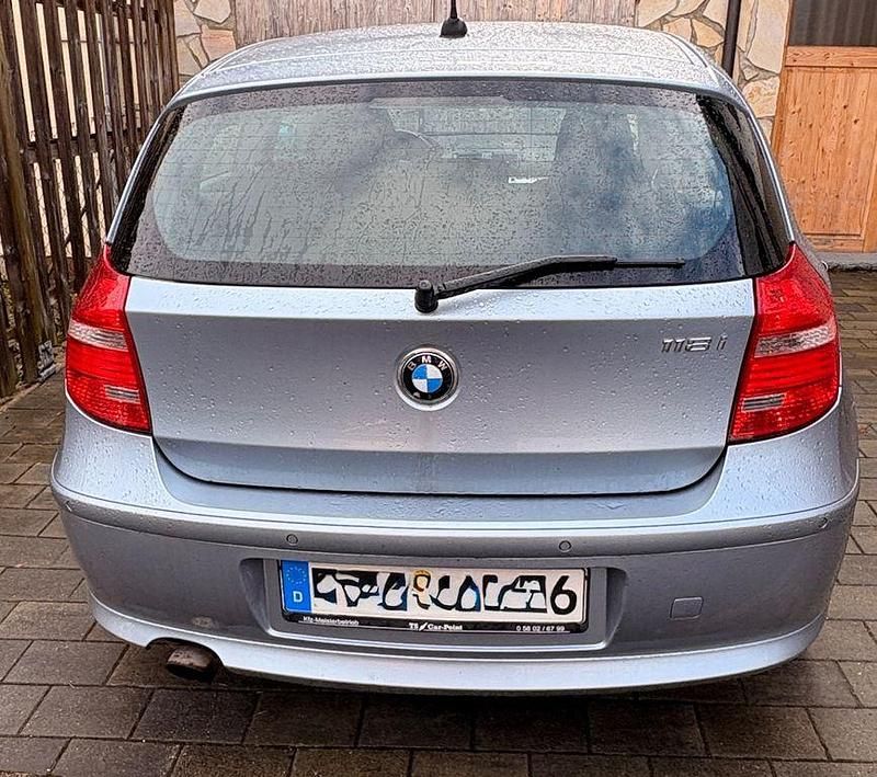 Gebraucht BMW 118 143 PS (105 kW) 2008 Silber Kleinwagen