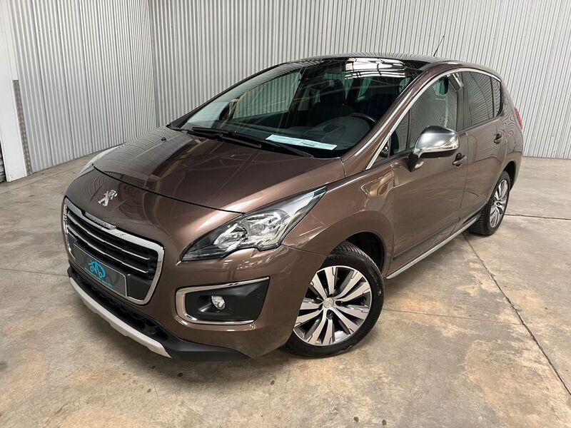 Braun Gebraucht 2015 Peugeot 3008 Allure Limousine | 7.500 € (Fairer Preis) - Bild 1/4