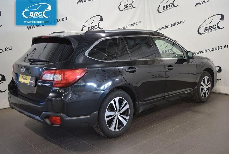 Gebraucht Subaru Outback 175 PS (128 kW) 2019 Schwarz SUV