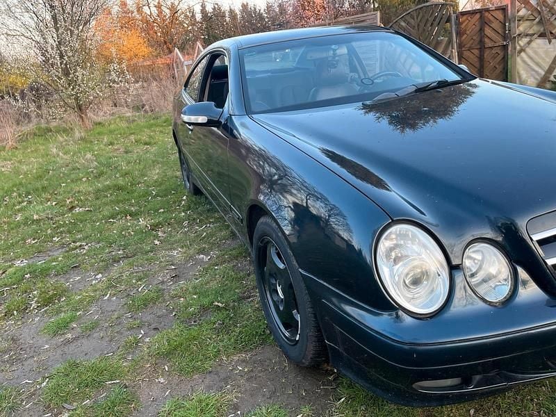 Gebraucht Mercedes CLK320 219 PS (161 kW) 2000 Coupé