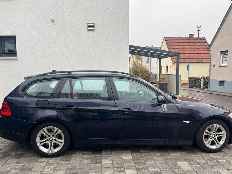 Gebraucht BMW 320 M Sport 177 PS (130 kW) 2008 Blau Kombi
