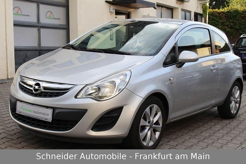 Silber Gebraucht 2013 Opel Corsa Limousine | 3.950 € (Guter Preis) - Bild 1/4