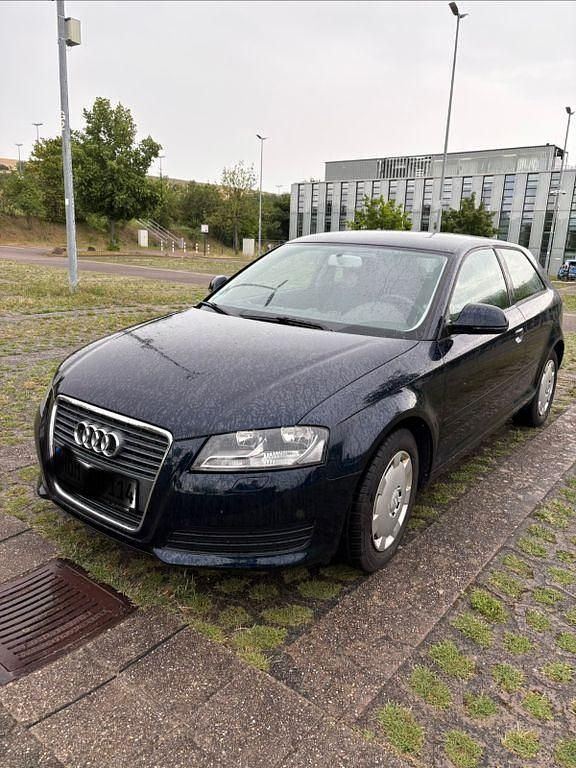 Gebraucht Audi A3 Ambition 105 PS (77 kW) 2012 Blau Kleinwagen