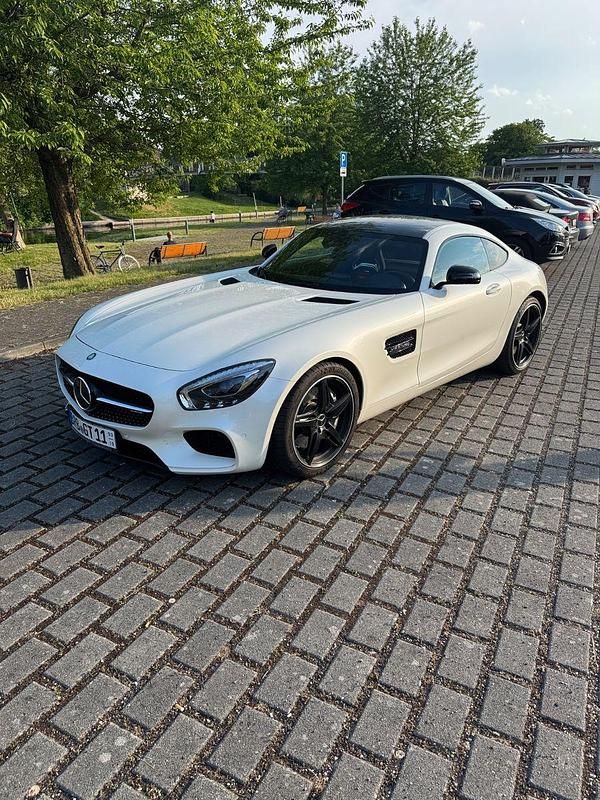 Weiß Gebraucht 2016 Mercedes AMG GT C AMG Coupé | 85.000 € - Bild 1/4