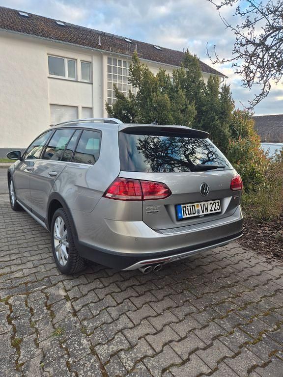 Gebraucht VW Golf Alltrack 184 PS (135 kW) 2020 Silber Kombi