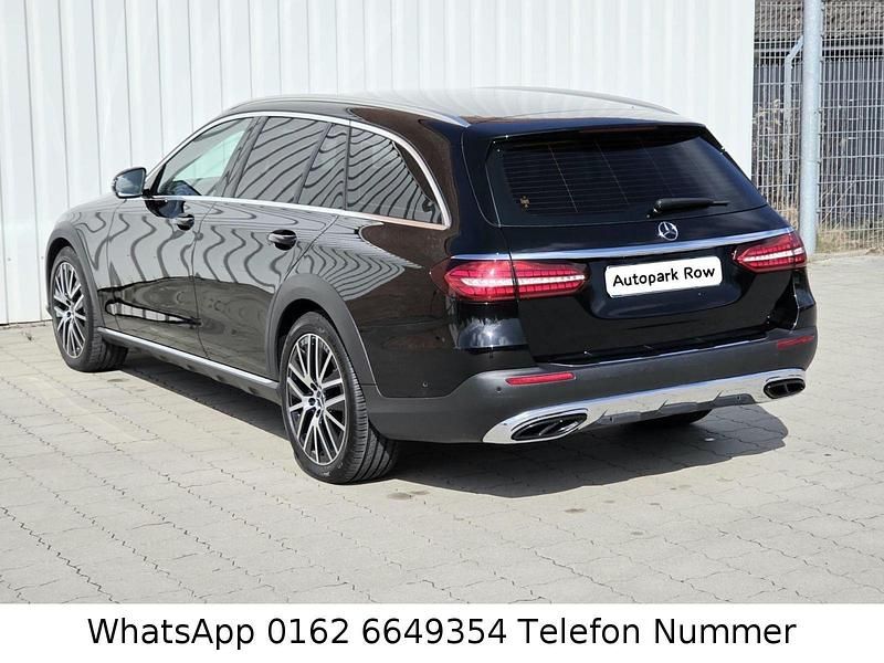 Gebraucht Mercedes E400 330 PS (242 kW) 2021 Schwarz Kombi