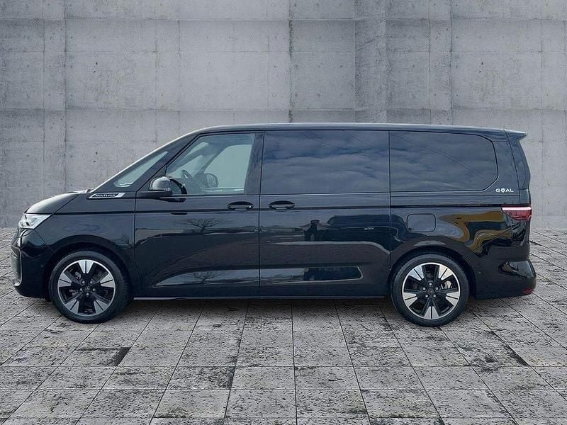 Gebraucht VW Multivan Life 245 PS (180 kW) 2026 Schwarz Van
