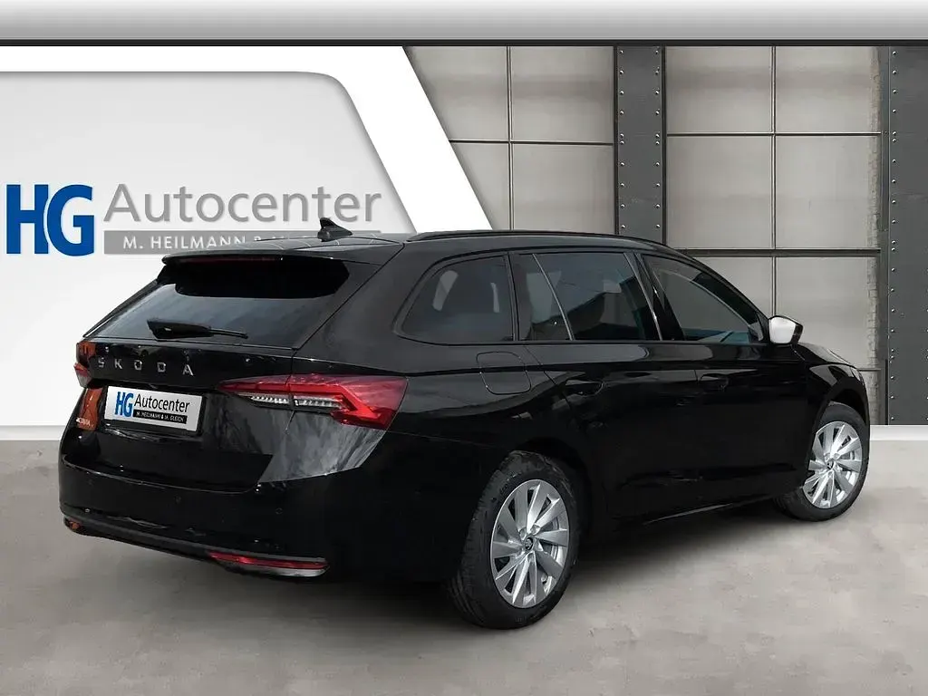 Neu Skoda Octavia 150 PS (110 kW) 2026 Schwarz Kombi