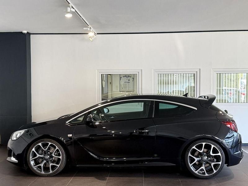 Gebraucht Opel Astra Design Edition 280 PS (205 kW) 2014 Karbonschw graphitschw mid Coupé