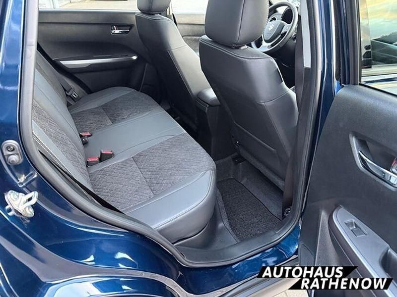 Gebraucht Suzuki Vitara Comfort+ 116 PS (85 kW) 2024 Blau SUV