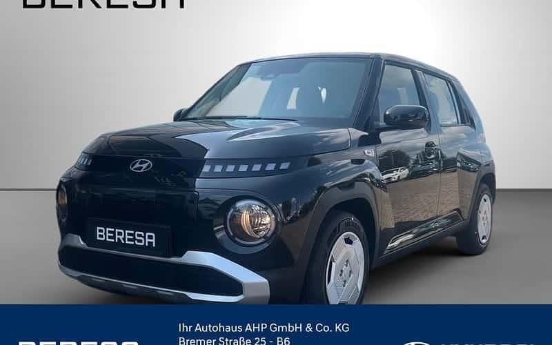 Abyss black / mic Gebraucht 2025 Hyundai Inster Select Kleinwagen | 23.480 € (Superpreis) - Bild 1/4