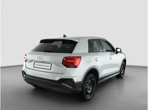 Gebraucht Audi Q2 S-Line 150 PS (110 kW) 2025 Silber (tausilber metallic) SUV