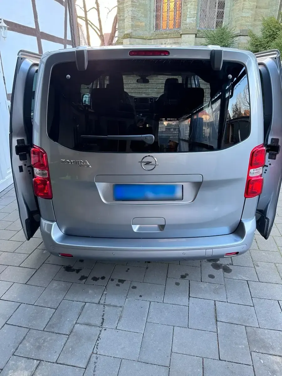 Gebraucht Opel Zafira Life Elegance 177 PS (130 kW) 2020 Silber Van / Kleinbus
