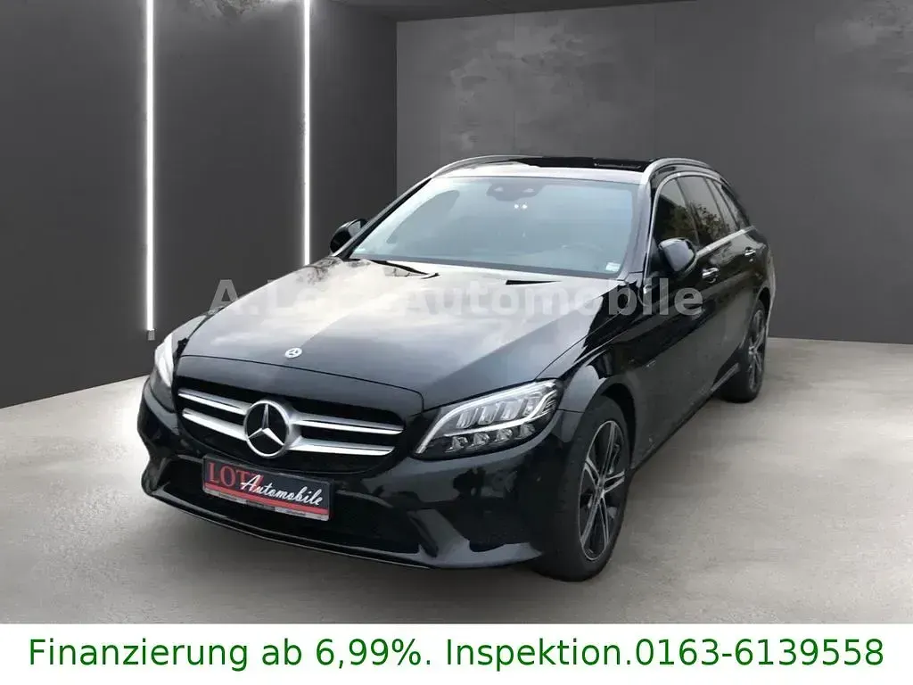 Gebraucht Mercedes C300 211 PS (155 kW) 2021 Schwarz Kombi
