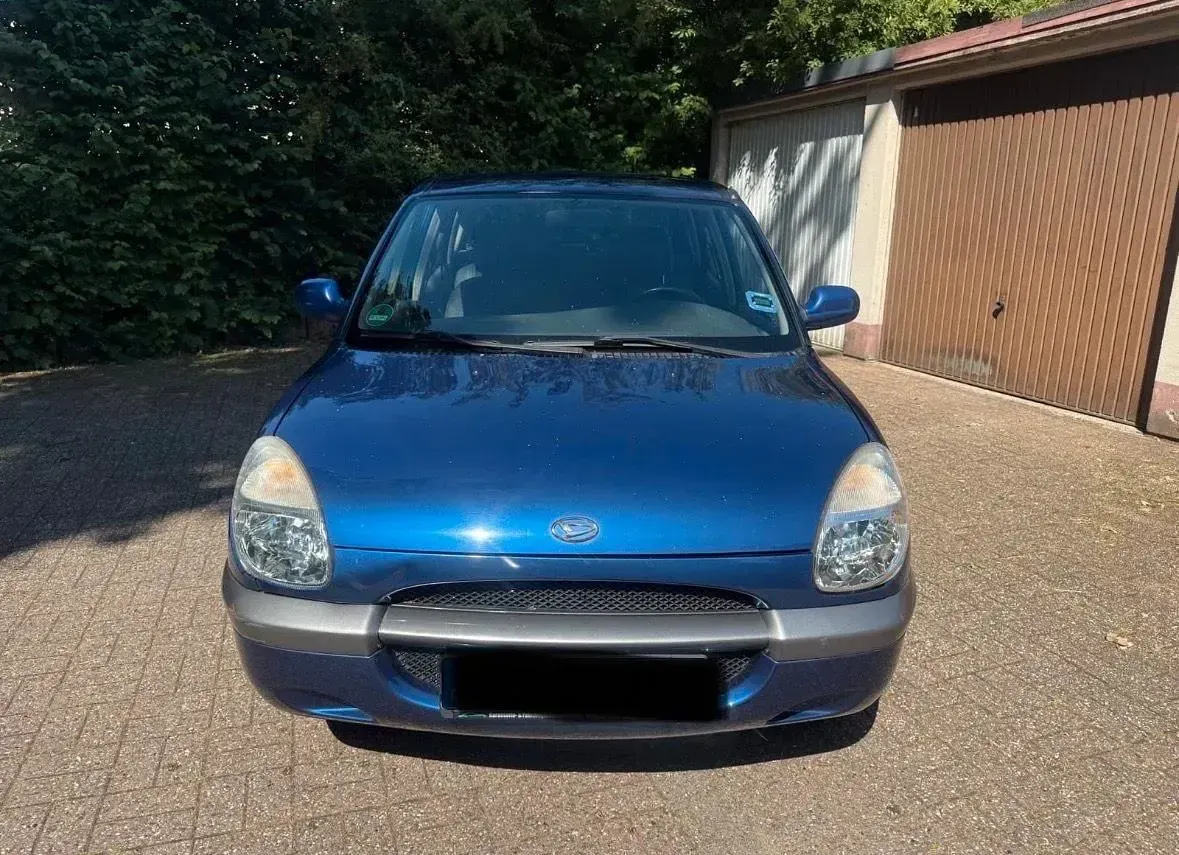 Gebraucht Daihatsu Sirion 55 PS (40 kW) 2000 Blau Kleinwagen
